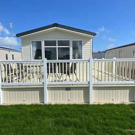Palm Grove 181- Golden Palm - Pet Friendly, Wifi, Central Heating, Bed Linen - Meadow Lakes Caravan & Lodge Hire 查珀尔圣伦纳兹 外观 照片